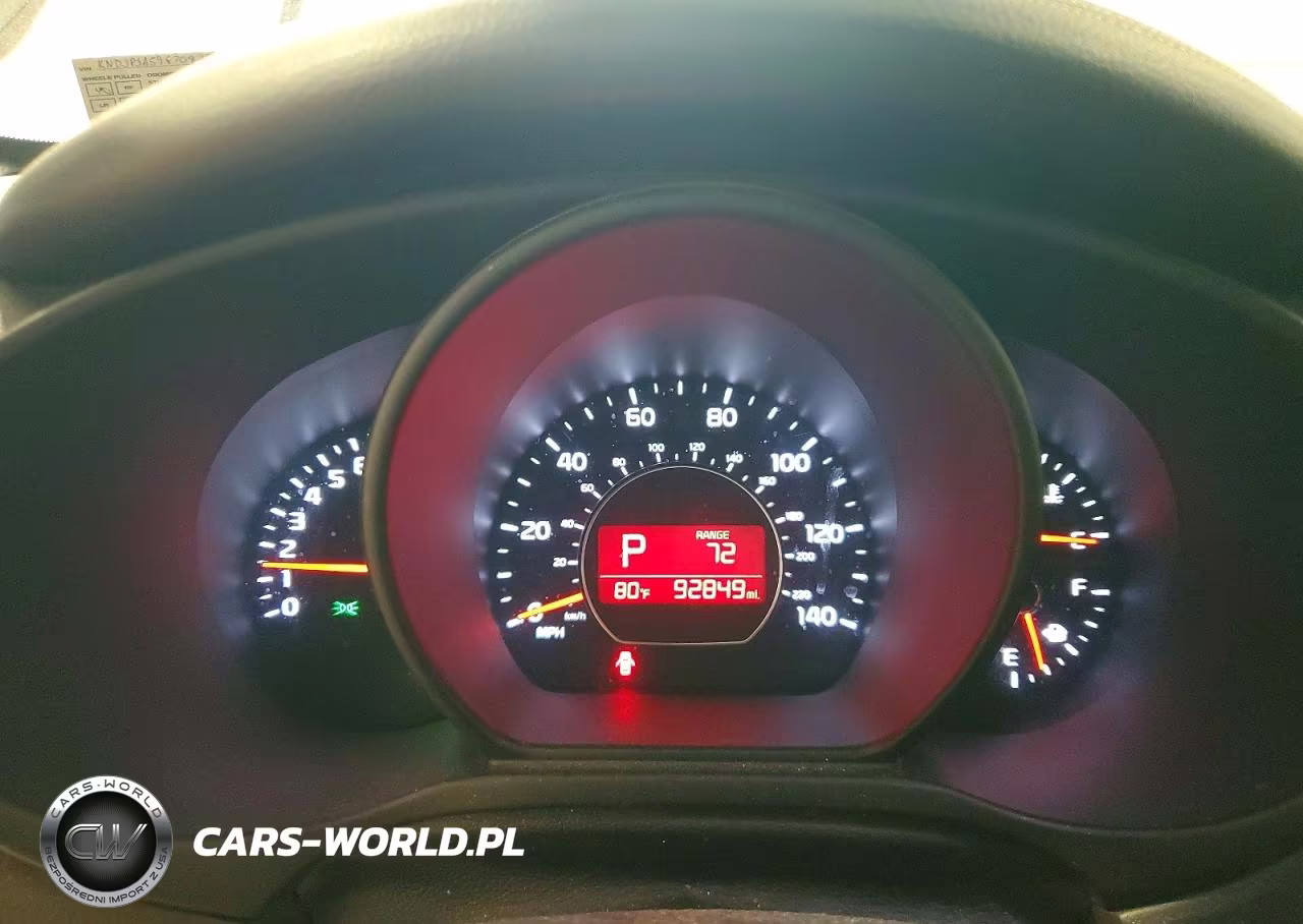 2014 Kia Soul + VIN:KNDJP3A59E7082899 - 9