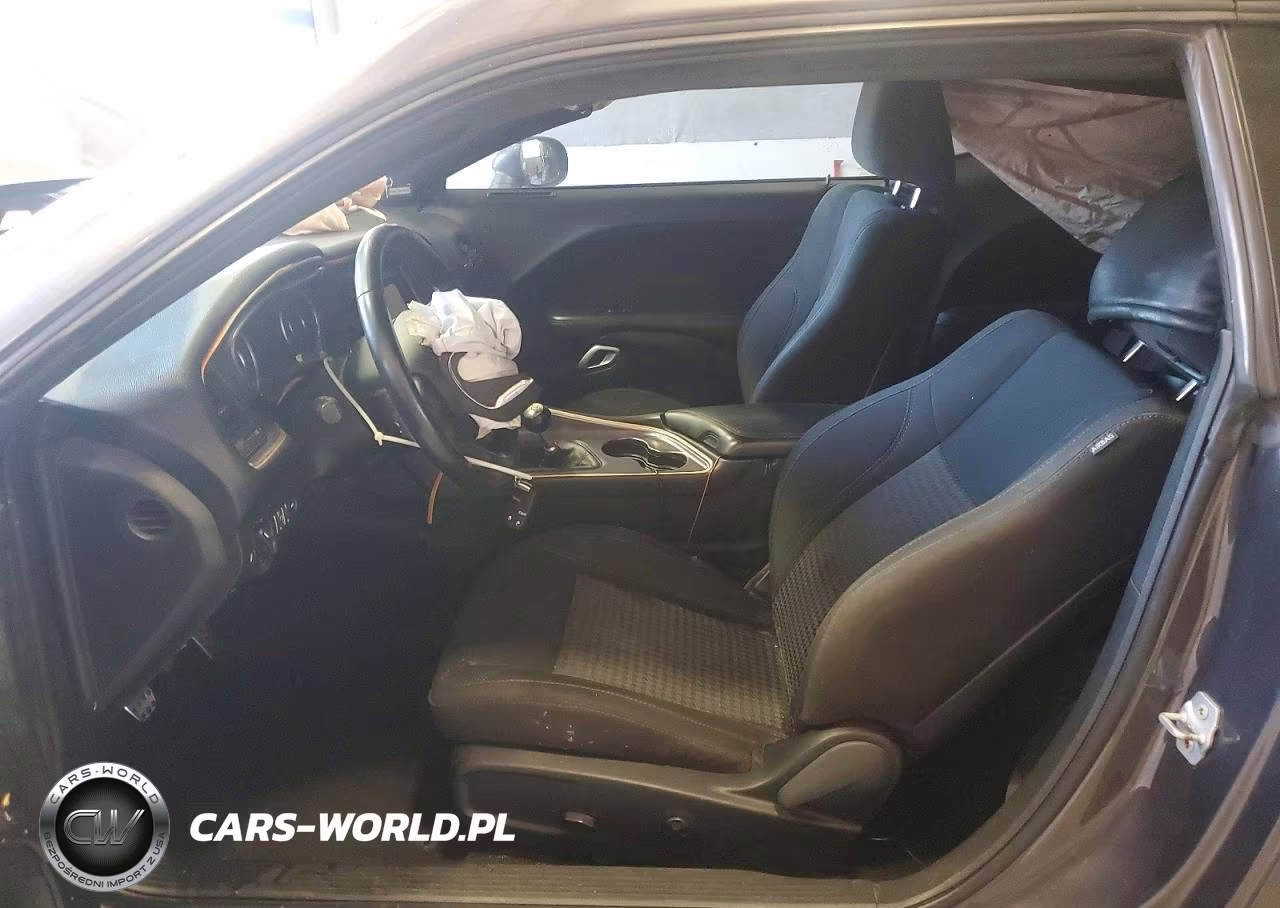 2015 Dodge Challenger Sxt VIN:2C3CDZAT2FH850512 - 7