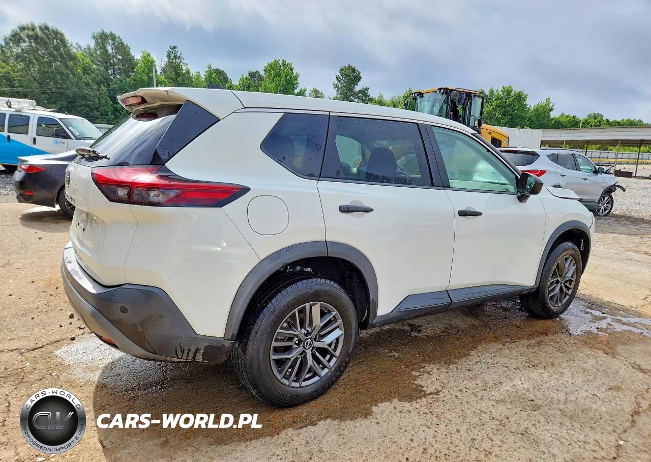 2023 Nissan Rogue S VIN:5N1BT3AA1PC793015 - 3