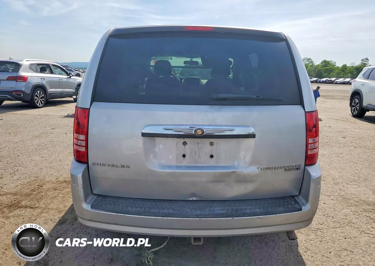 2010 Chrysler Town & Country Lx VIN:2A4RR2D10AR387579 - 6