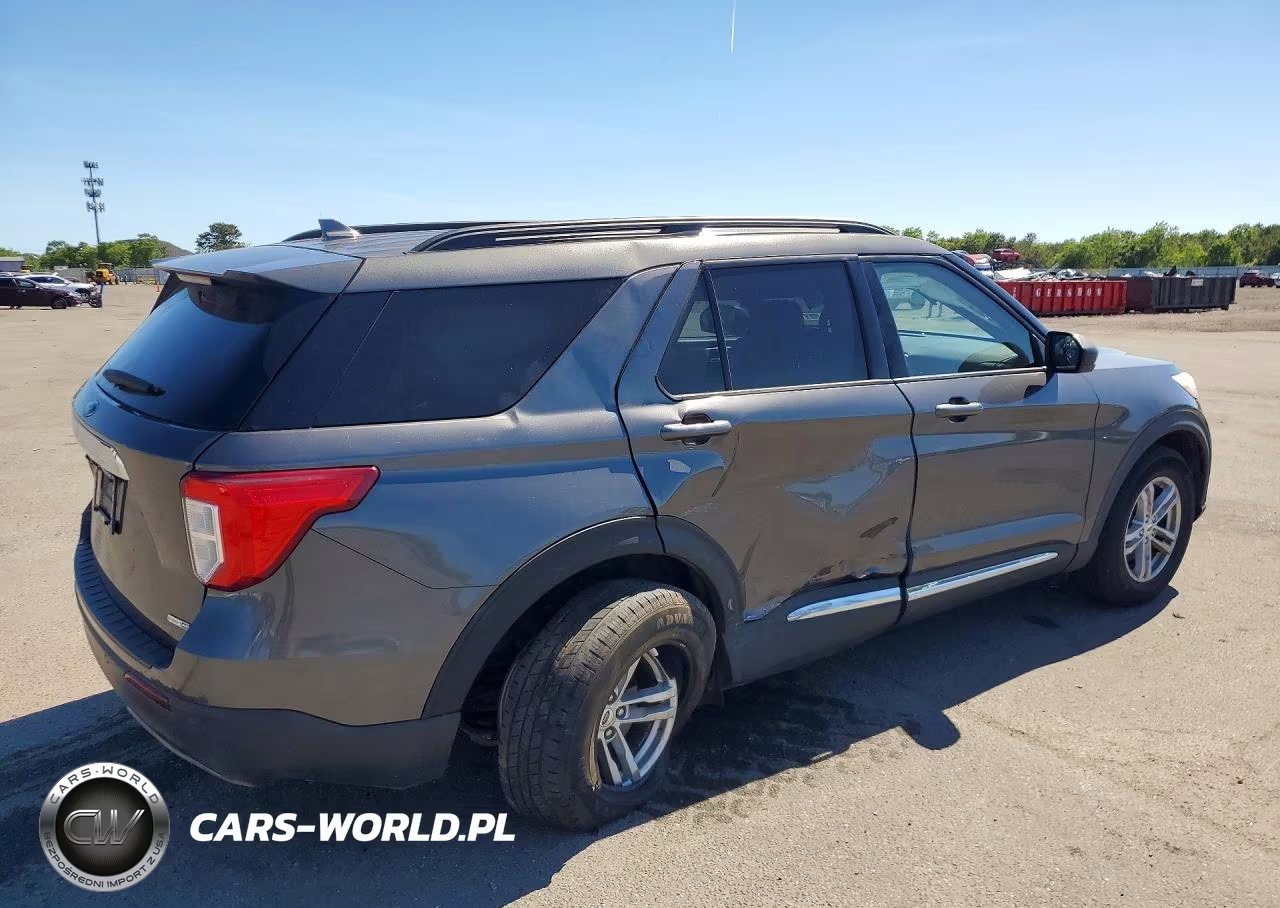 2020 Ford Explorer Xlt VIN:1FMSK8DH2LGB44674 - 3