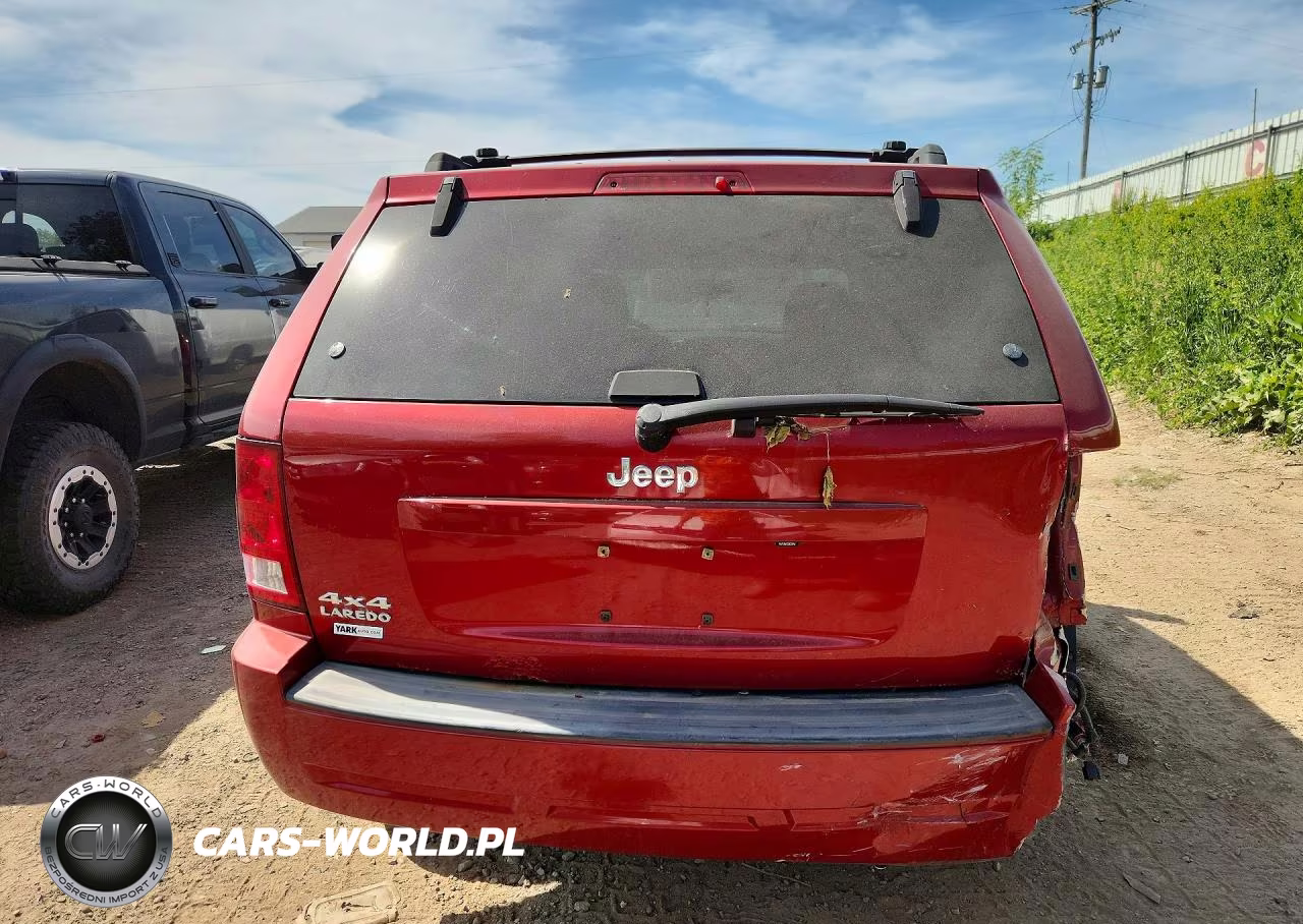 2010 Jeep Grand Cherokee Laredo VIN:1J4PR4GK3AC114488 - 6