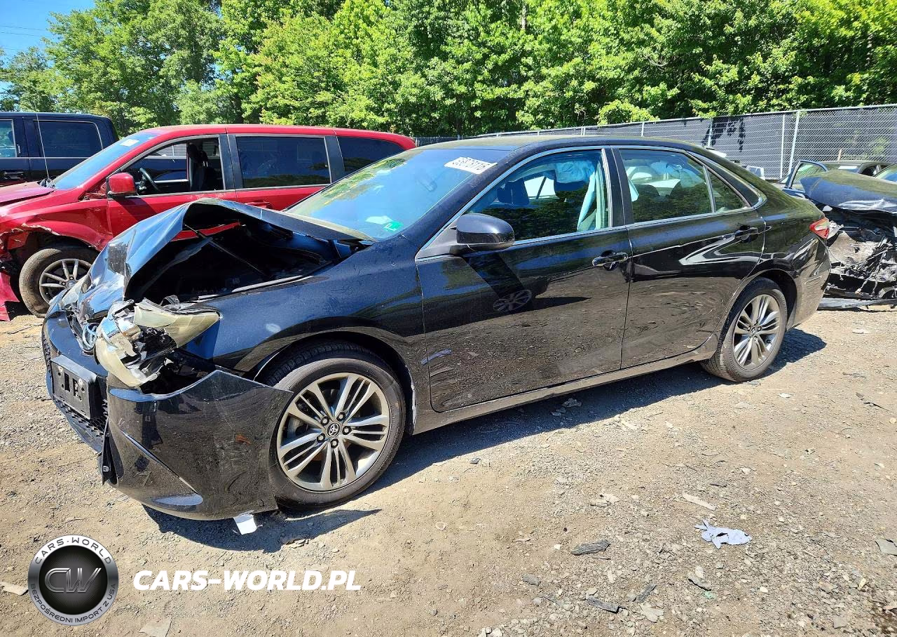 2016 Toyota Camry Se – zdjęcie 1 z 12