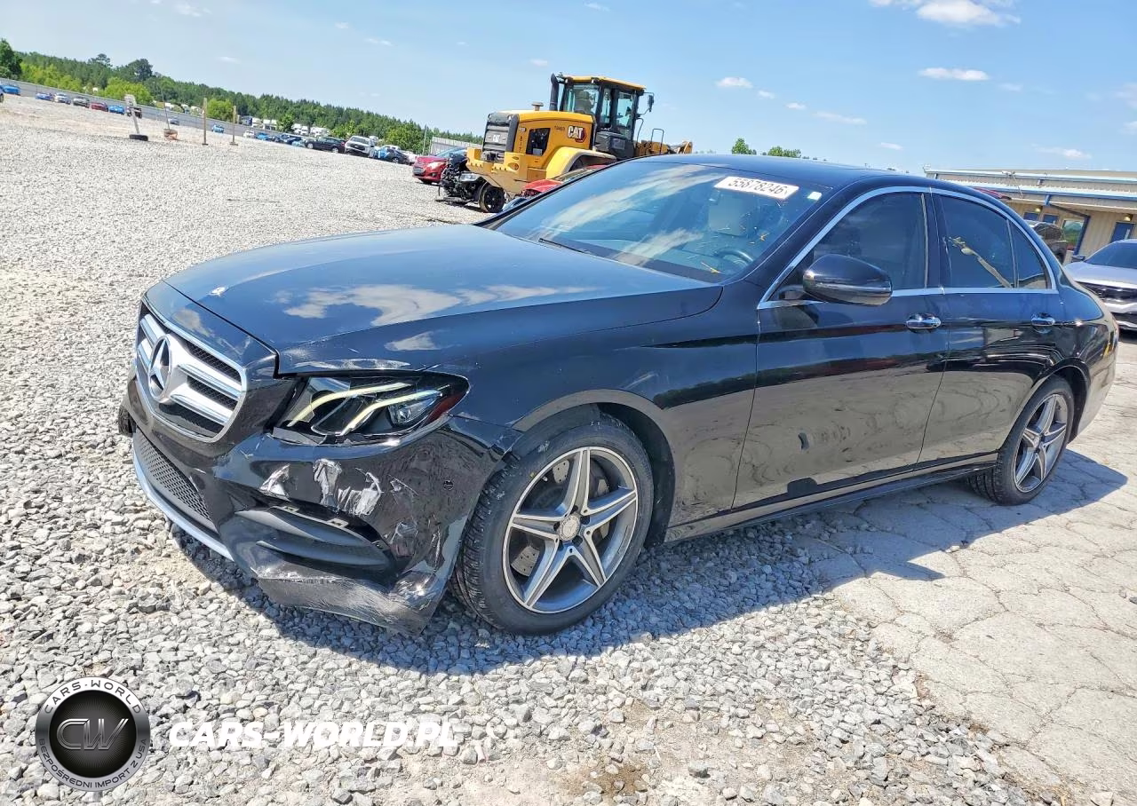 2017 Mercedes-Benz E 300 – zdjęcie 1 z 12