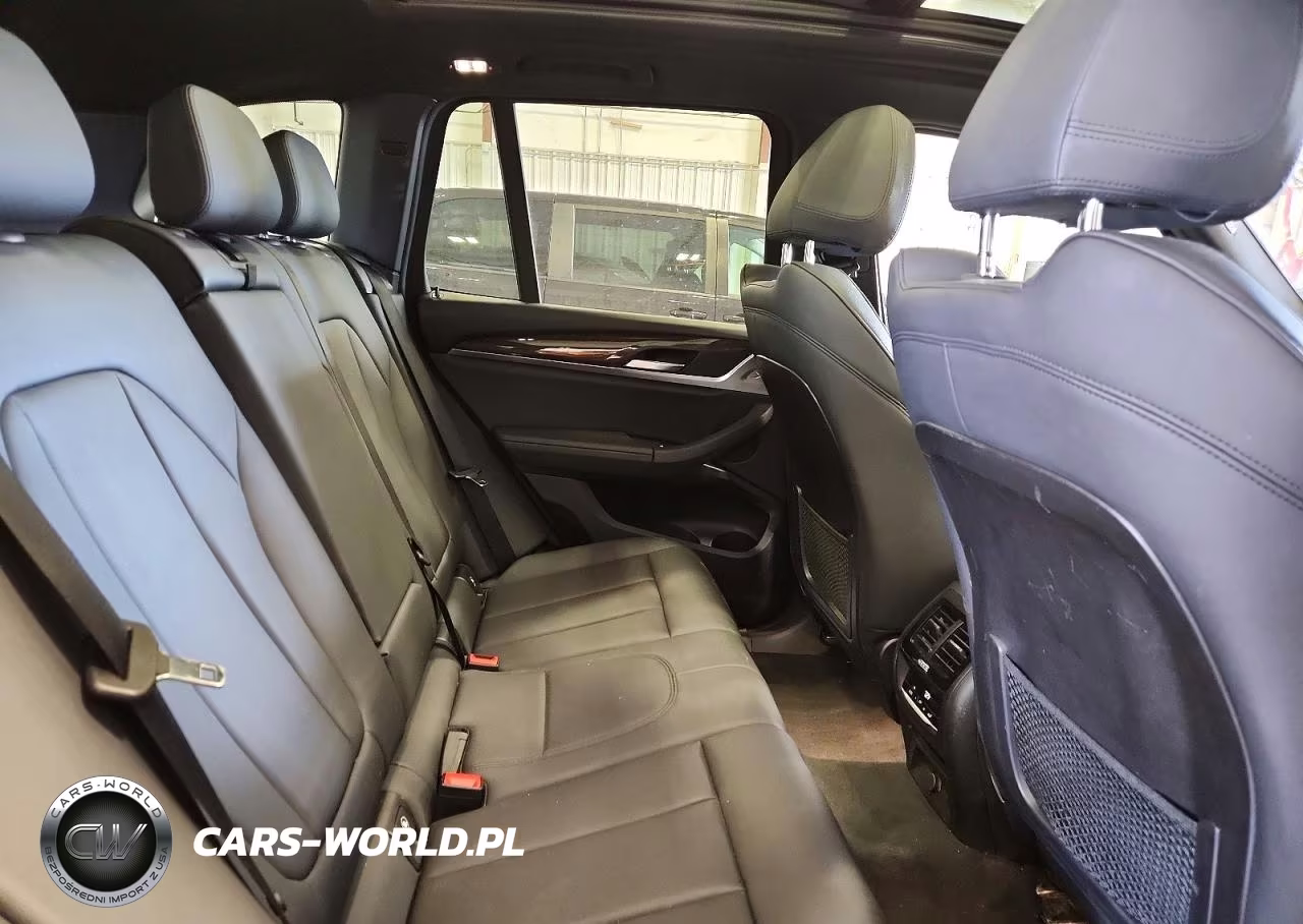 2019 BMW X3 xDrive30I VIN:5UXTR9C51KLE17211 - 11
