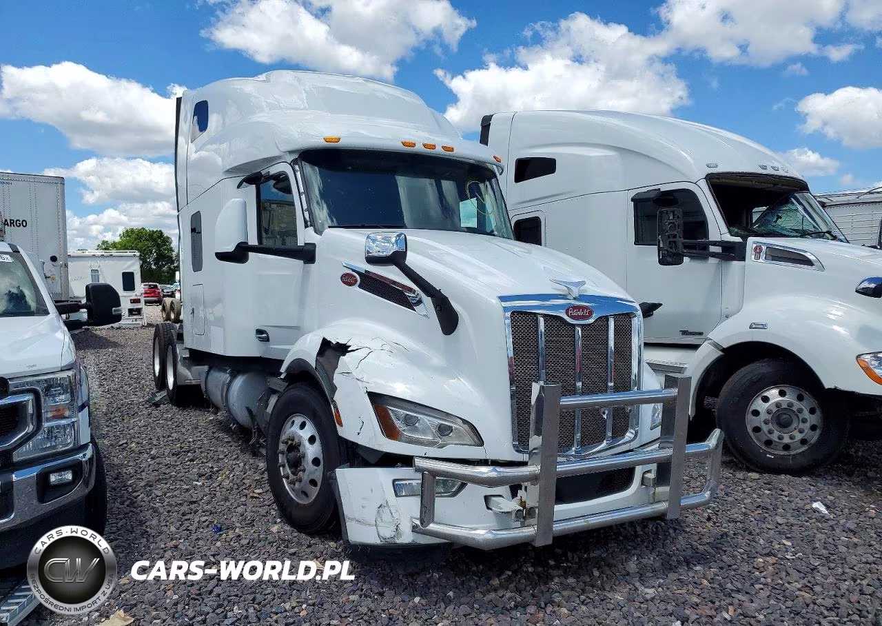 2023 Peterbilt 579 Semi Truck