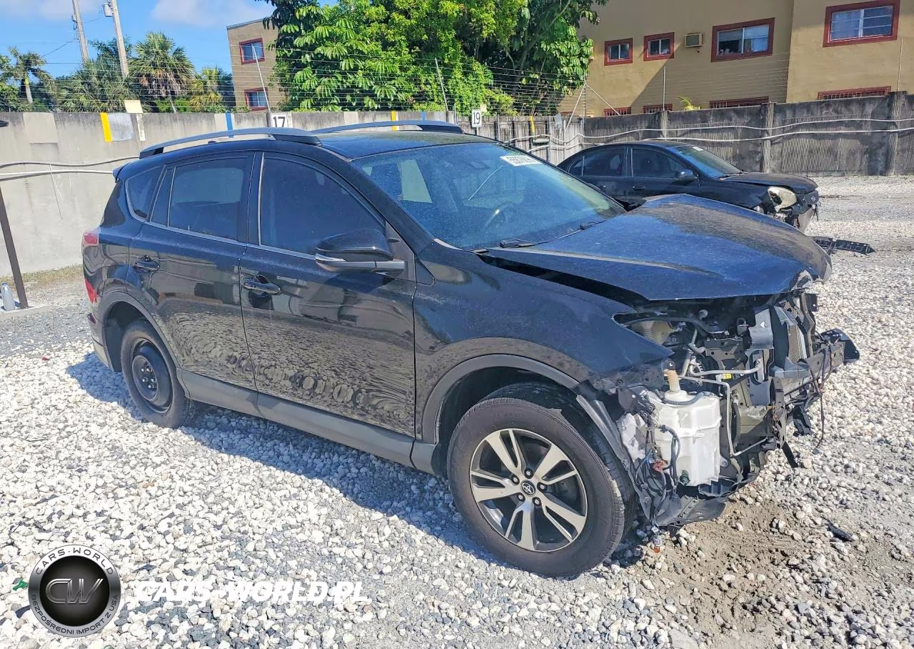 2017 Toyota Rav4 Xle VIN:2T3WFREV5HW368828 - 4