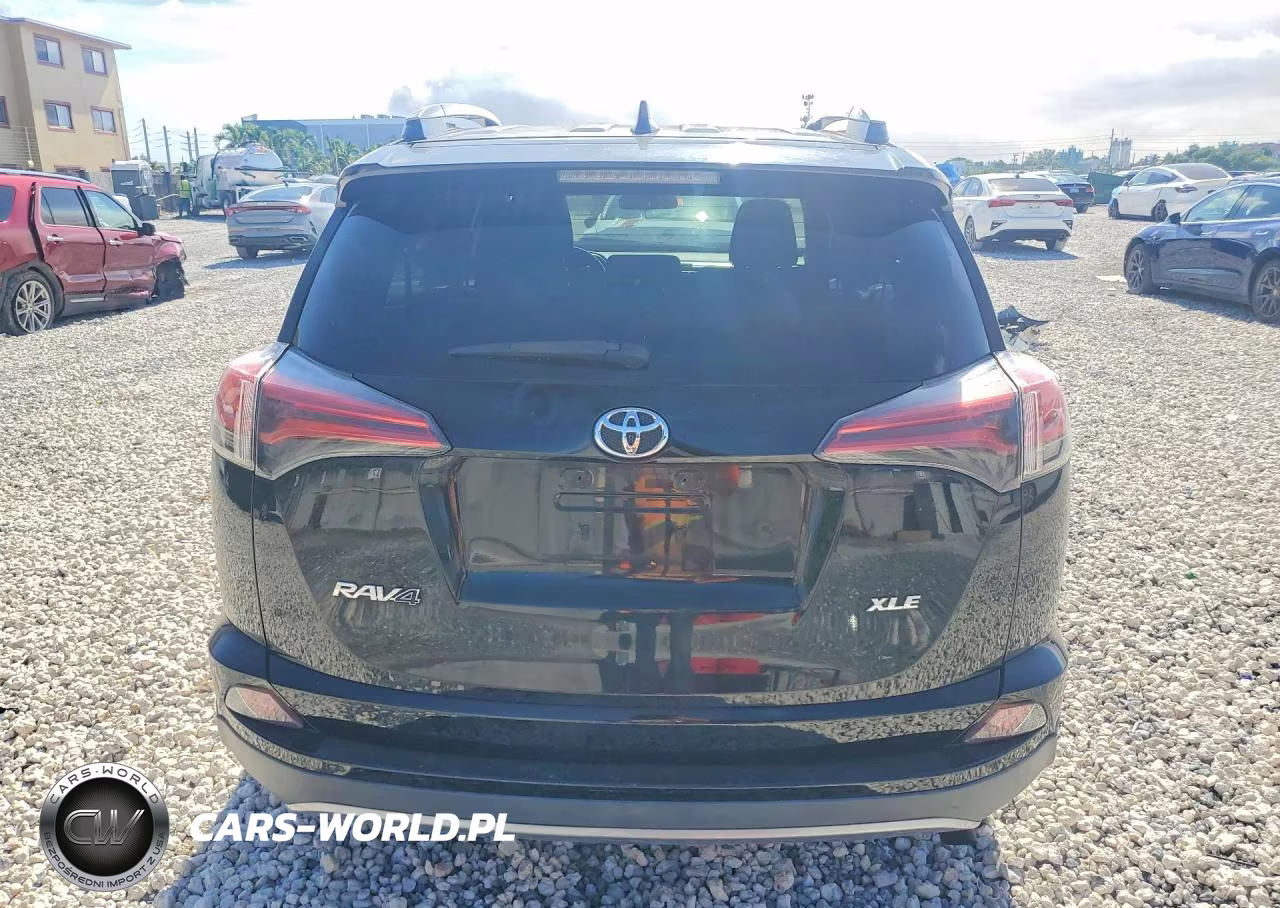 2017 Toyota Rav4 Xle VIN:2T3WFREV5HW368828 - 6
