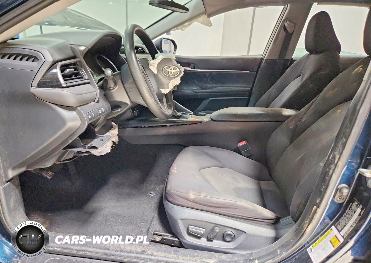 2019 Toyota Camry Le VIN:4T1B11HK6KU254286 - 7