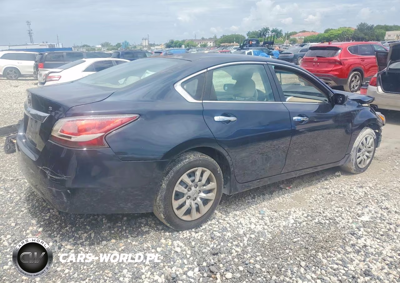 2015 Nissan Altima 2.5 S VIN:1N4AL3AP6FC217168 - 3