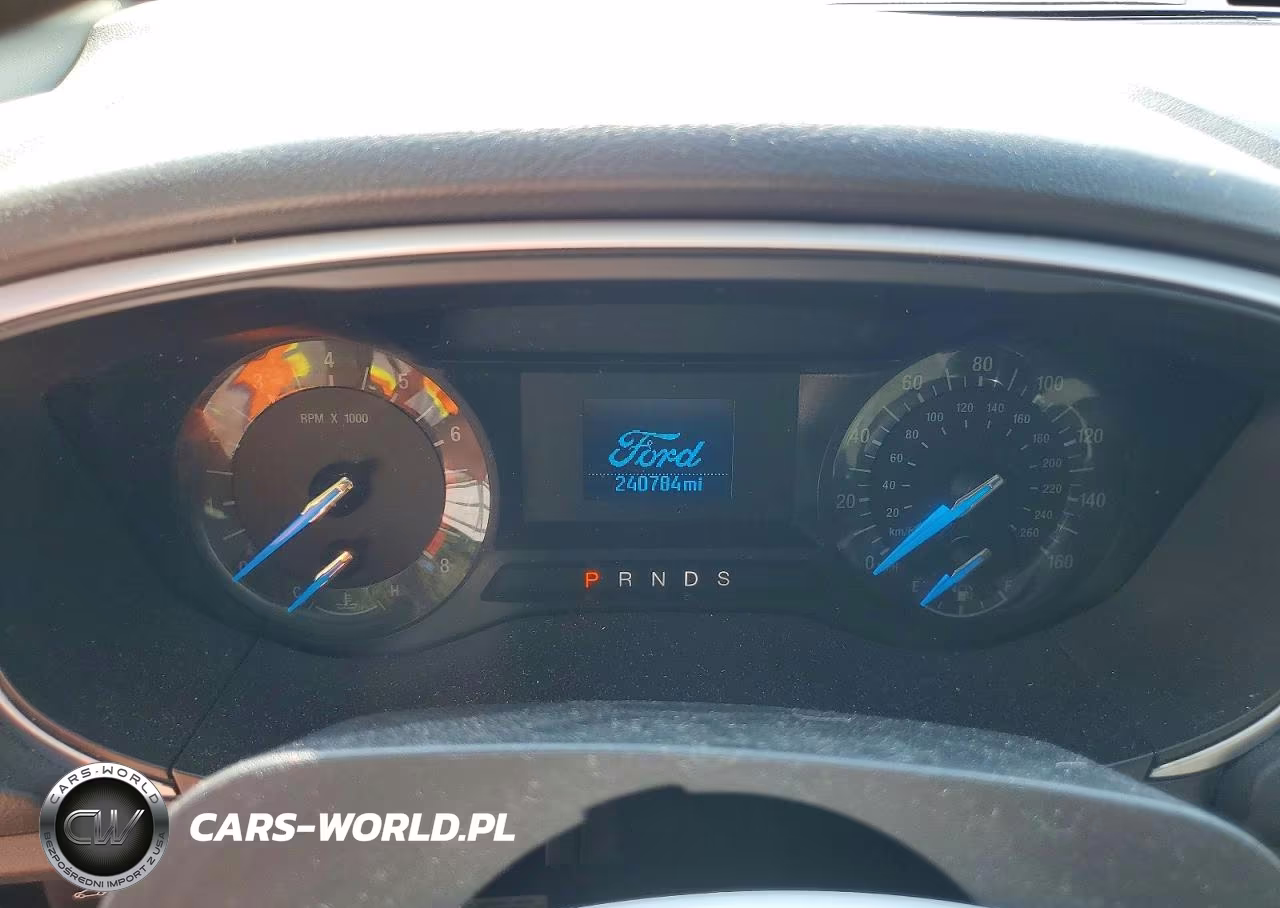 2016 Ford Fusion S VIN:3FA6P0G79GR296631 - 9