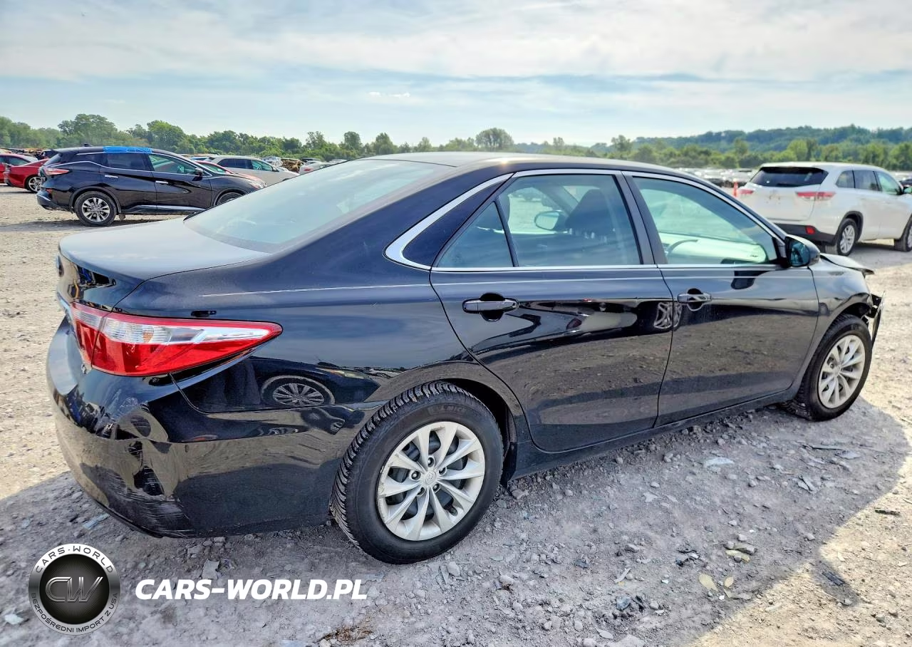 2016 Toyota Camry Le VIN:4T4BF1FK6GR556050 - 3