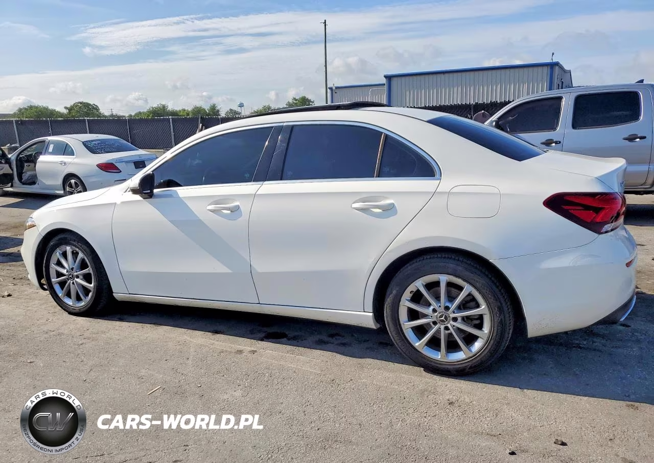 2020 Mercedes-Benz A 220 VIN:W1K3G4EBXLW045707 - 2