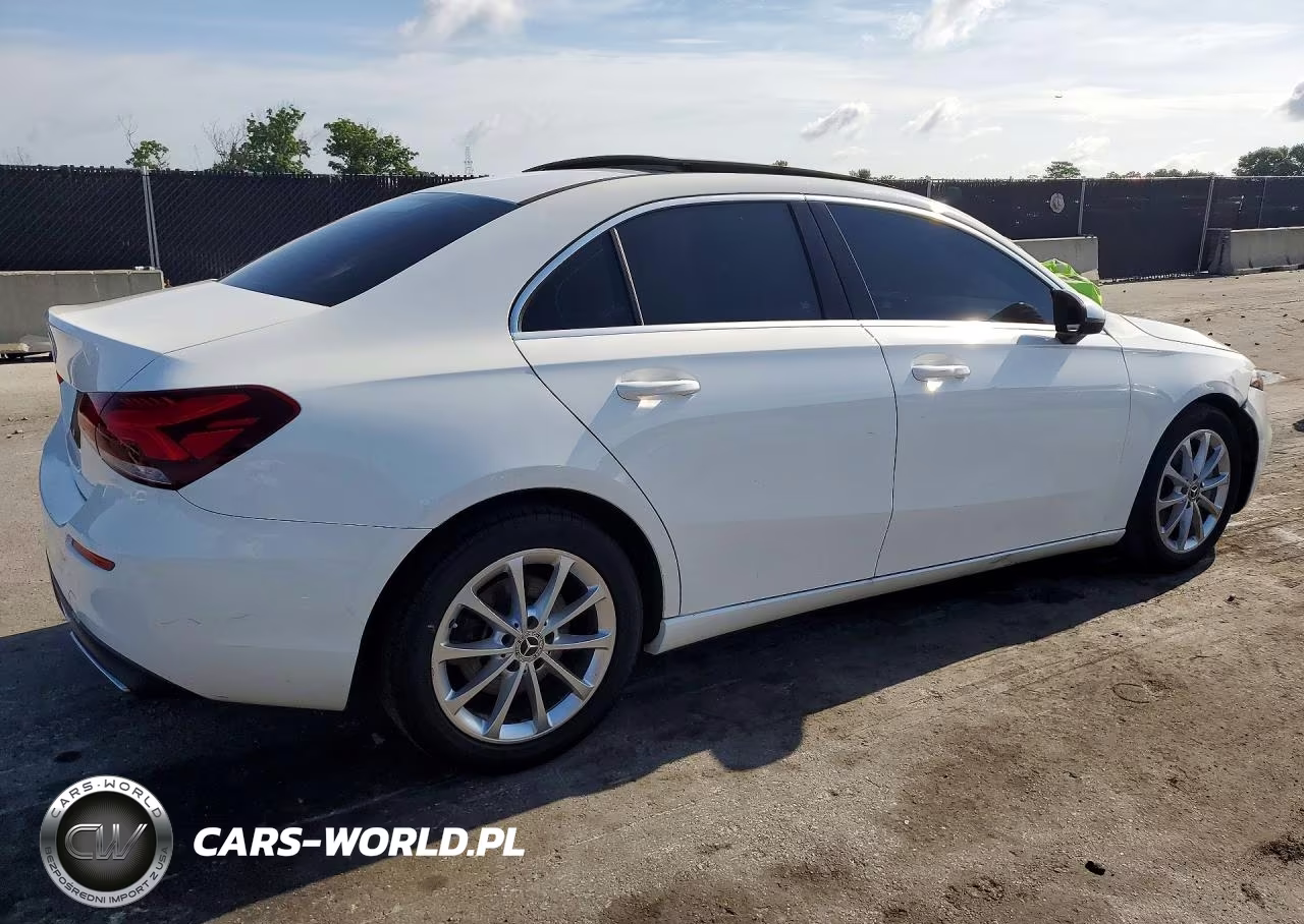 2020 Mercedes-Benz A 220 VIN:W1K3G4EBXLW045707 - 3