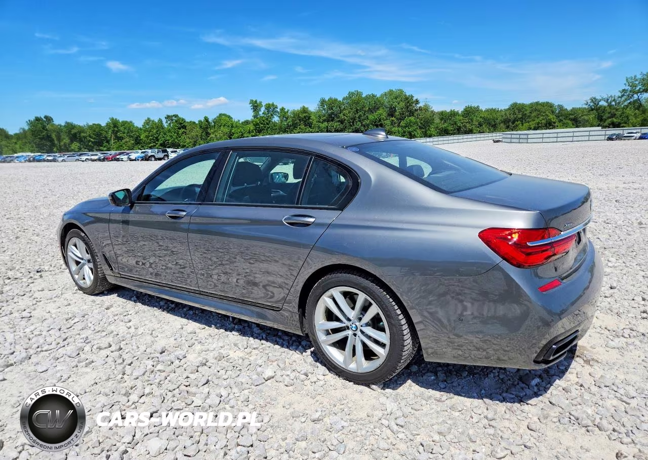 2017 BMW 750 Xi VIN:WBA7F2C53HG421811 - 2