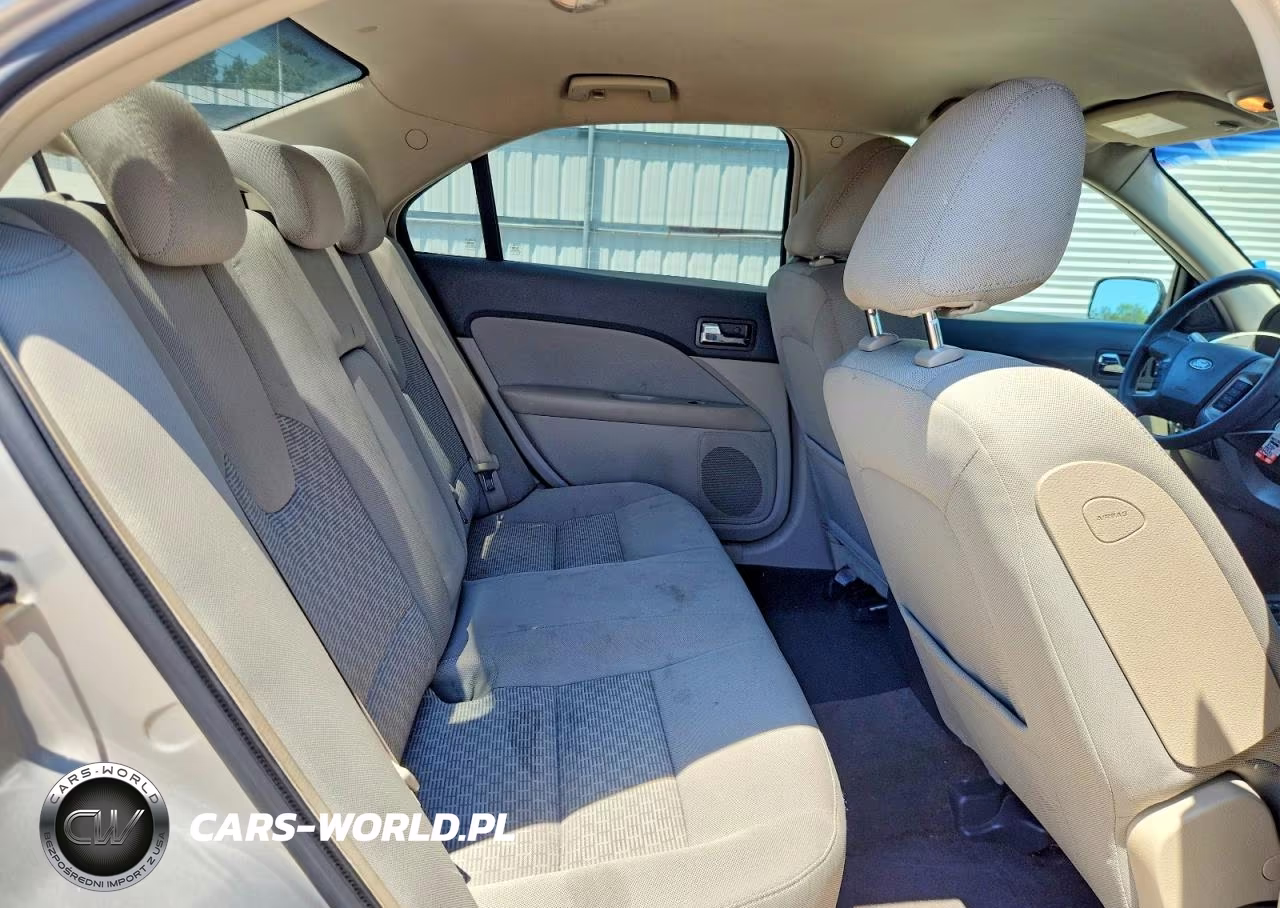 2010 Ford Fusion Se VIN:3FAHP0HA1AR117671 - 10