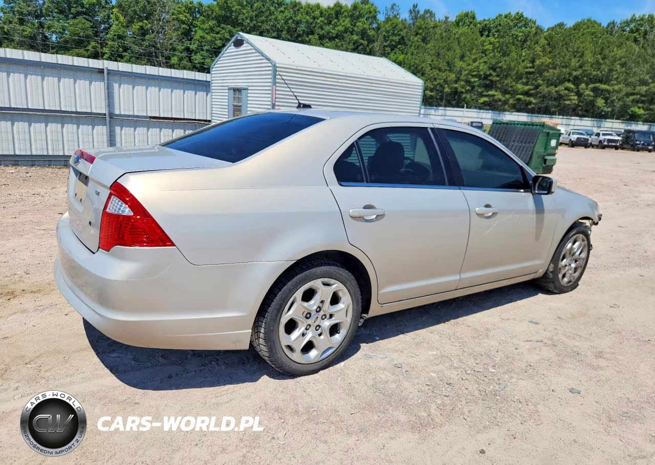 2010 Ford Fusion Se VIN:3FAHP0HA1AR117671 - 3