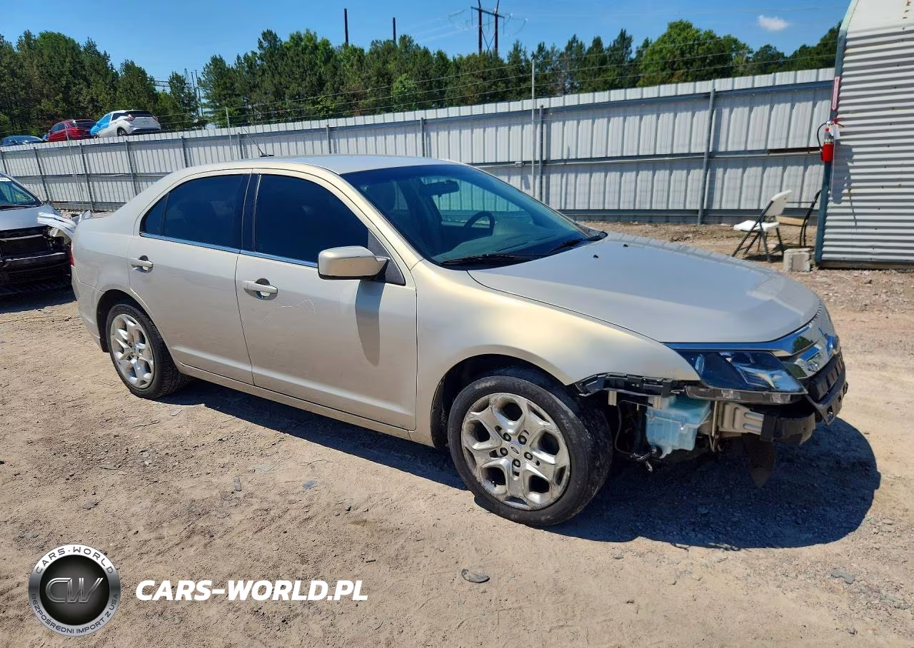 2010 Ford Fusion Se VIN:3FAHP0HA1AR117671 - 4