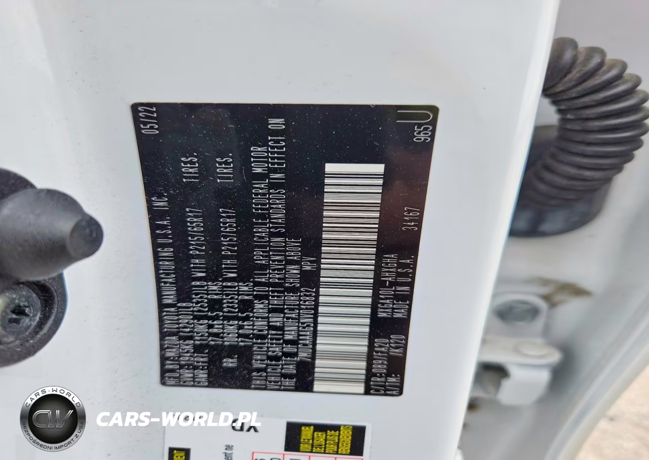 2022 Toyota Corolla Cross Le VIN:7MUCAAAG5NV016832 - 13