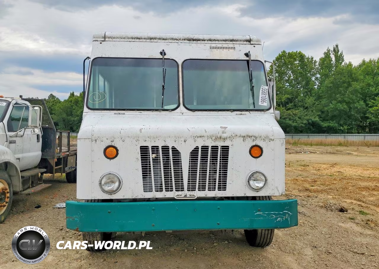 2008 Workhorse W62 Delivery Truck VIN:5B4LPG2G283432486 - 5