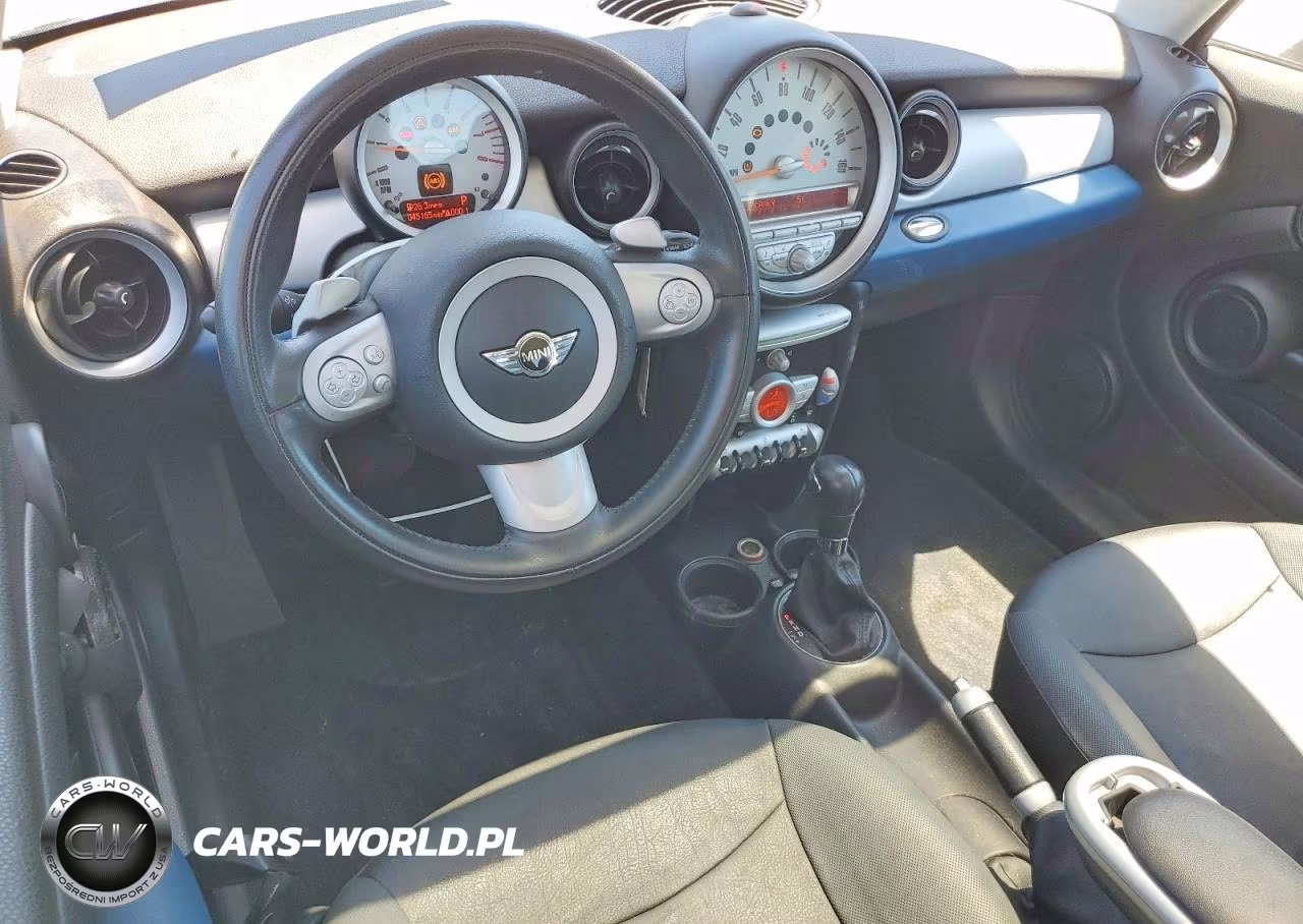 2009 Mini Cooper Clubman VIN:WMWML33599TN69388 - 8