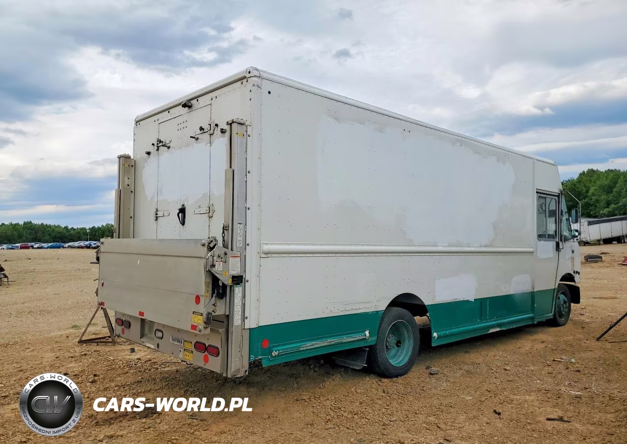 2017 Freightliner Mt45 Chassis Delivery Truck VIN:4UZAAPDU3HCJF4811 - 3