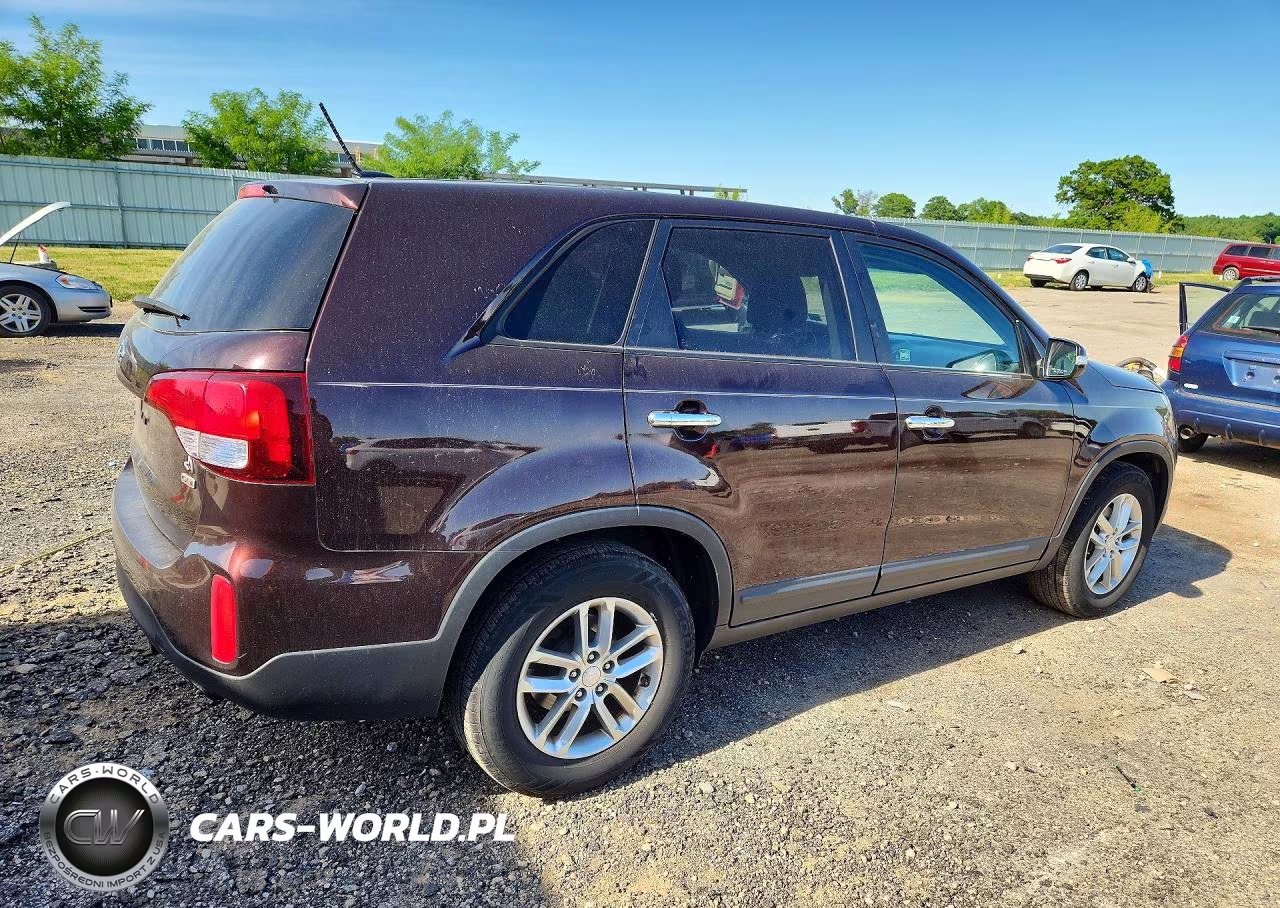 2014 Kia Sorento Lx VIN:5XYKT3A67EG533758 - 3