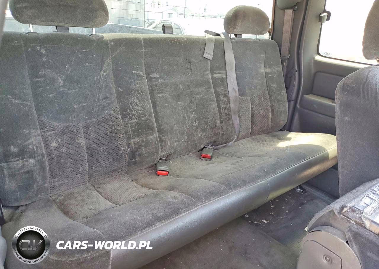 2003 Chevrolet Silverado C1500 VIN:2GCEC19V731202392 - 10