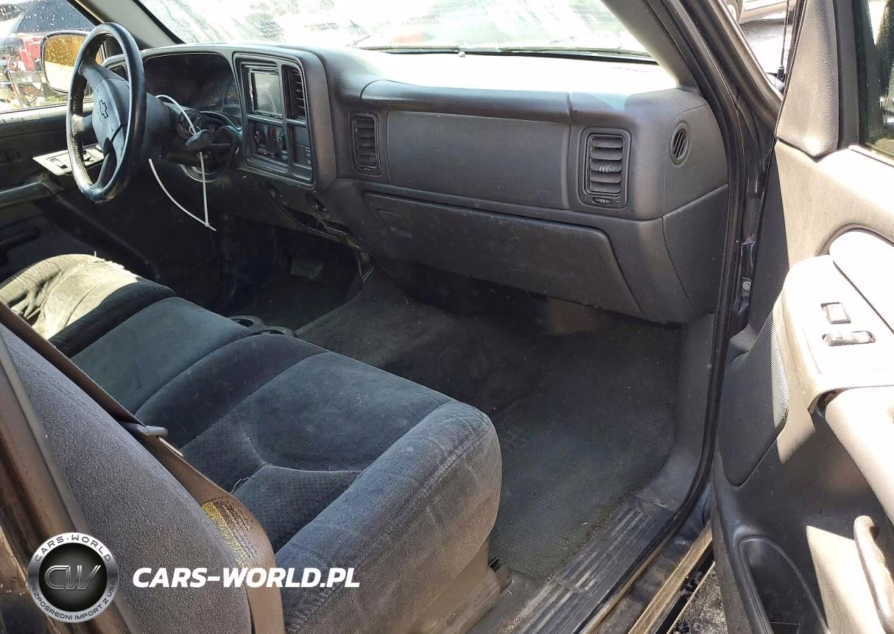 2003 Chevrolet Silverado C1500 VIN:2GCEC19V731202392 - 8