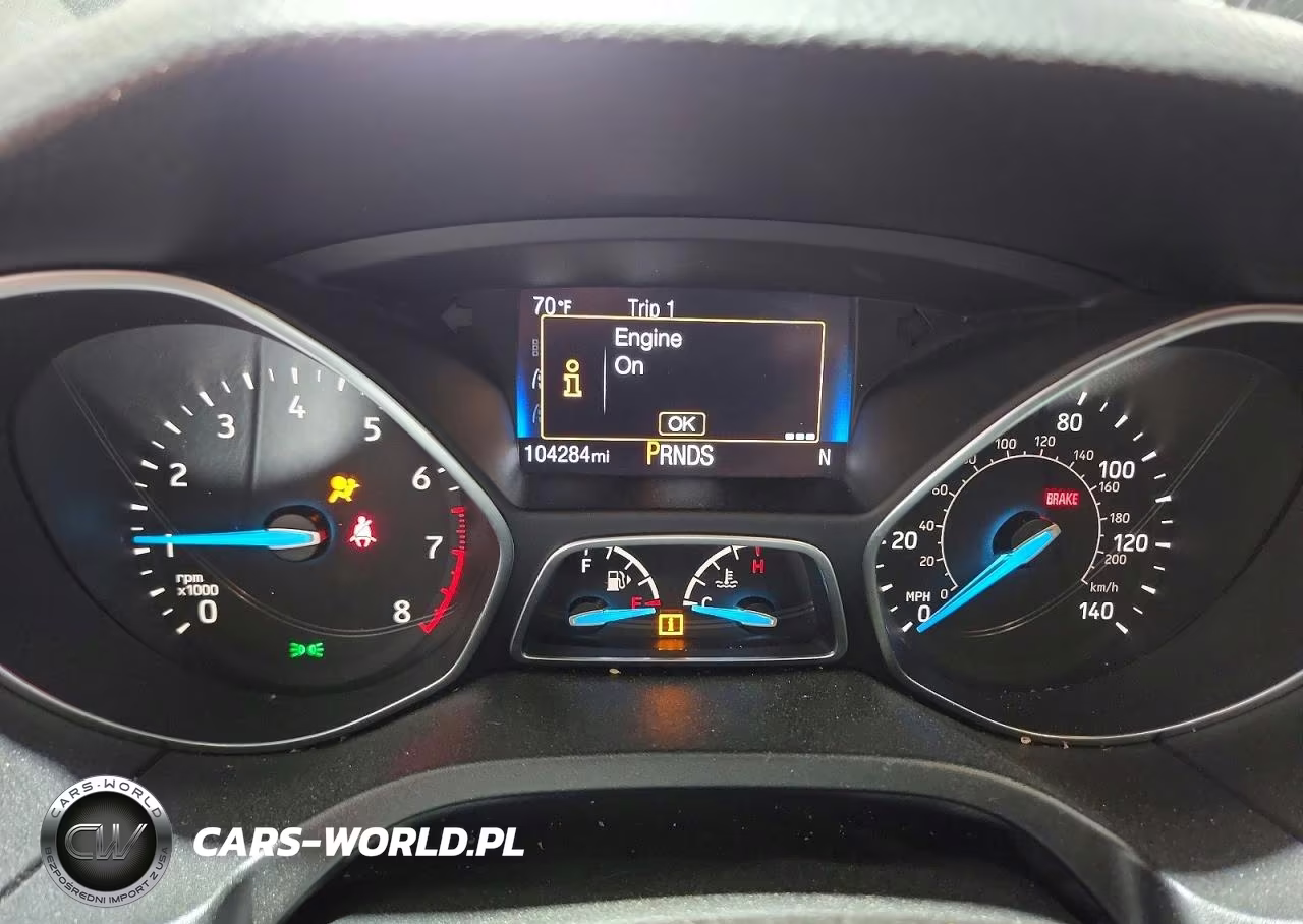 2018 Ford Focus Titanium VIN:1FADP3N29JL232899 - 9