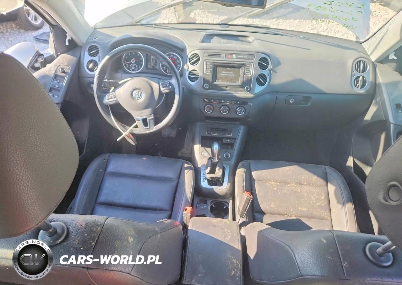 2016 Volkswagen Tiguan S VIN:WVGBV7AX1GW024941 - 11