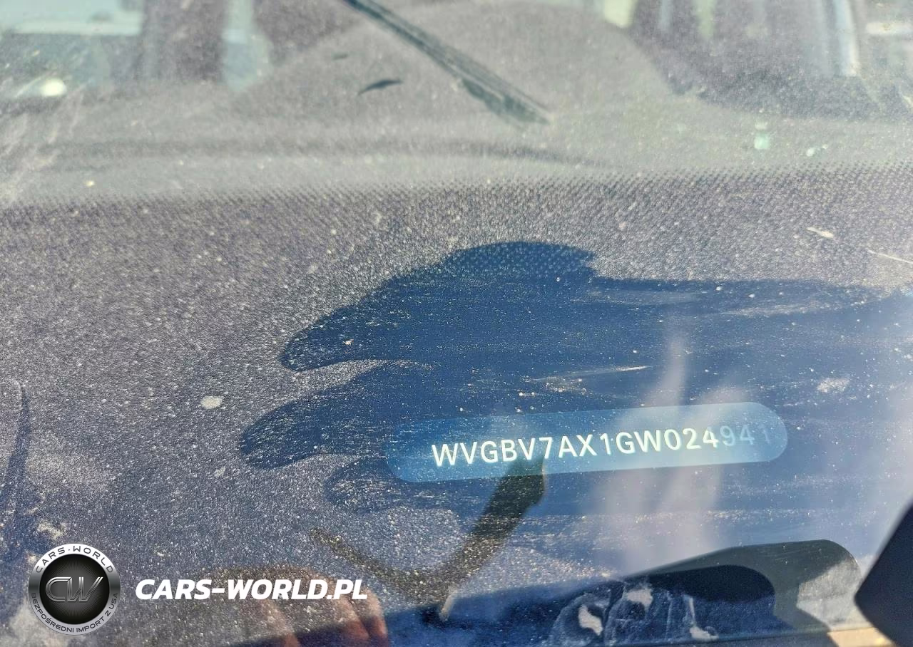 2016 Volkswagen Tiguan S VIN:WVGBV7AX1GW024941 - 14