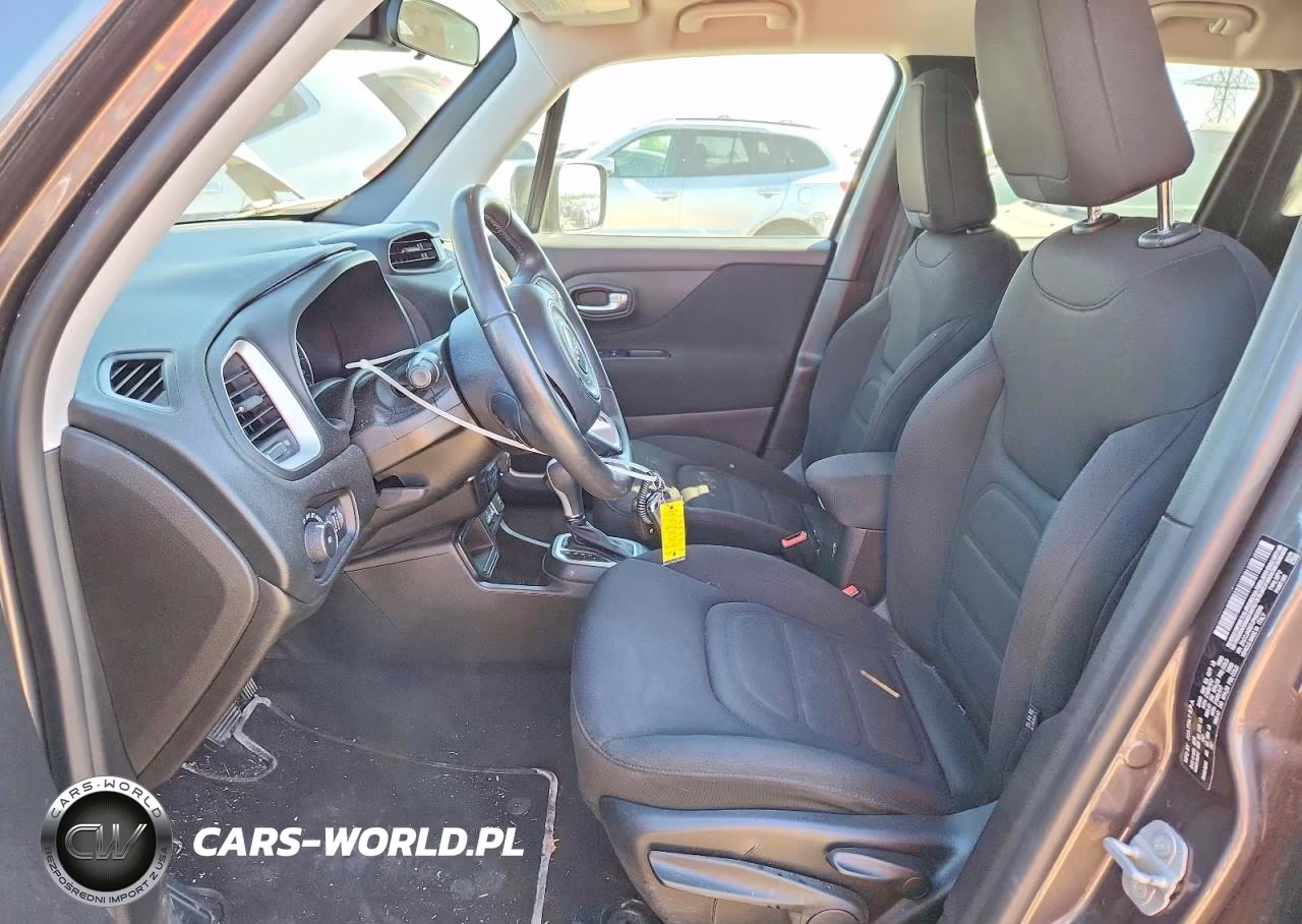 2018 Jeep Renegade Latitude VIN:ZACCJABB7JPH03069 - 7