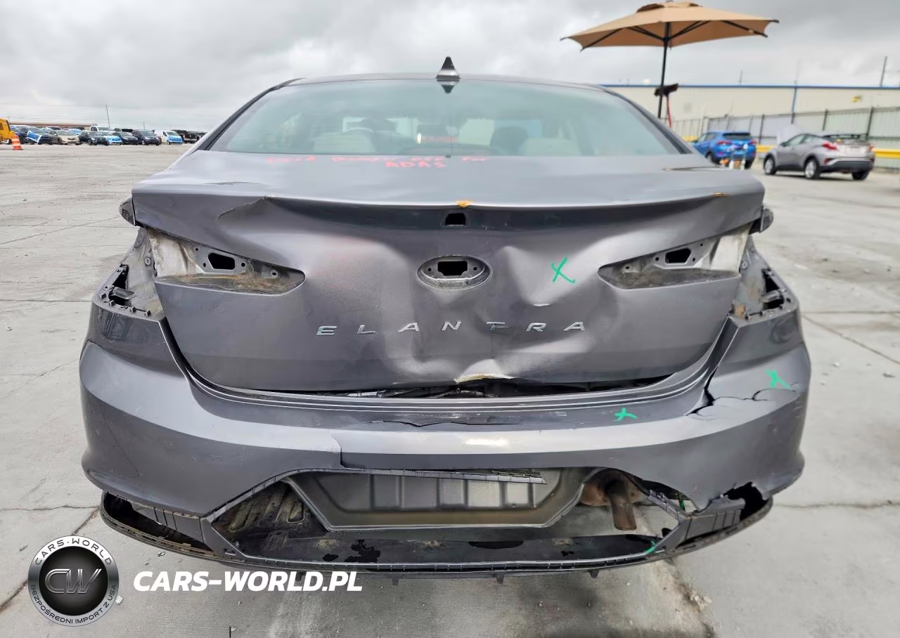 2019 Hyundai Elantra Sel VIN:5NPD84LF4KH480549 - 6