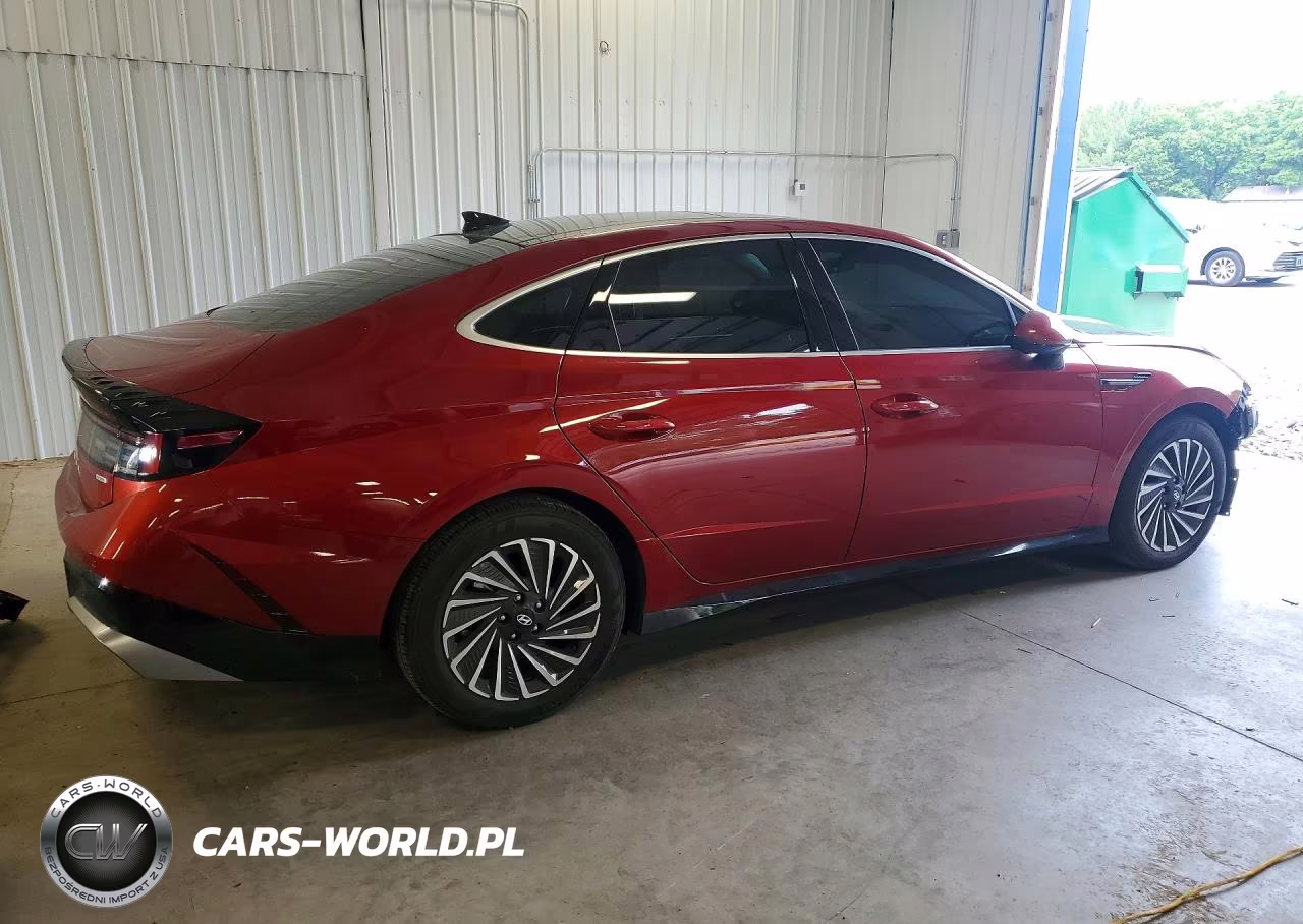 2026 Hyundai Sonata Hybrid Limited VIN:KMHL54JJ3TA135254 - 3