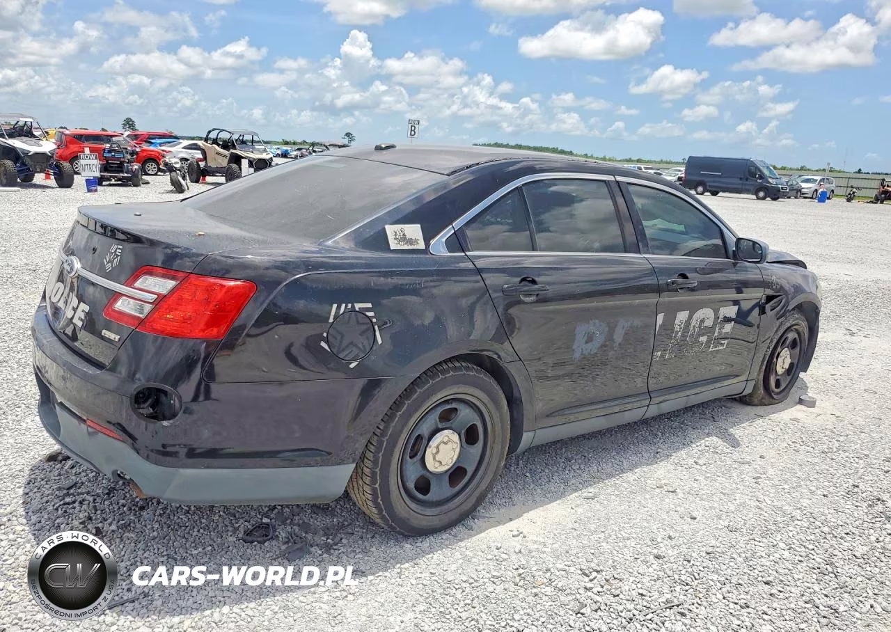 2013 Ford Taurus Police Interceptor VIN:1FAHP2M80DG158027 - 3