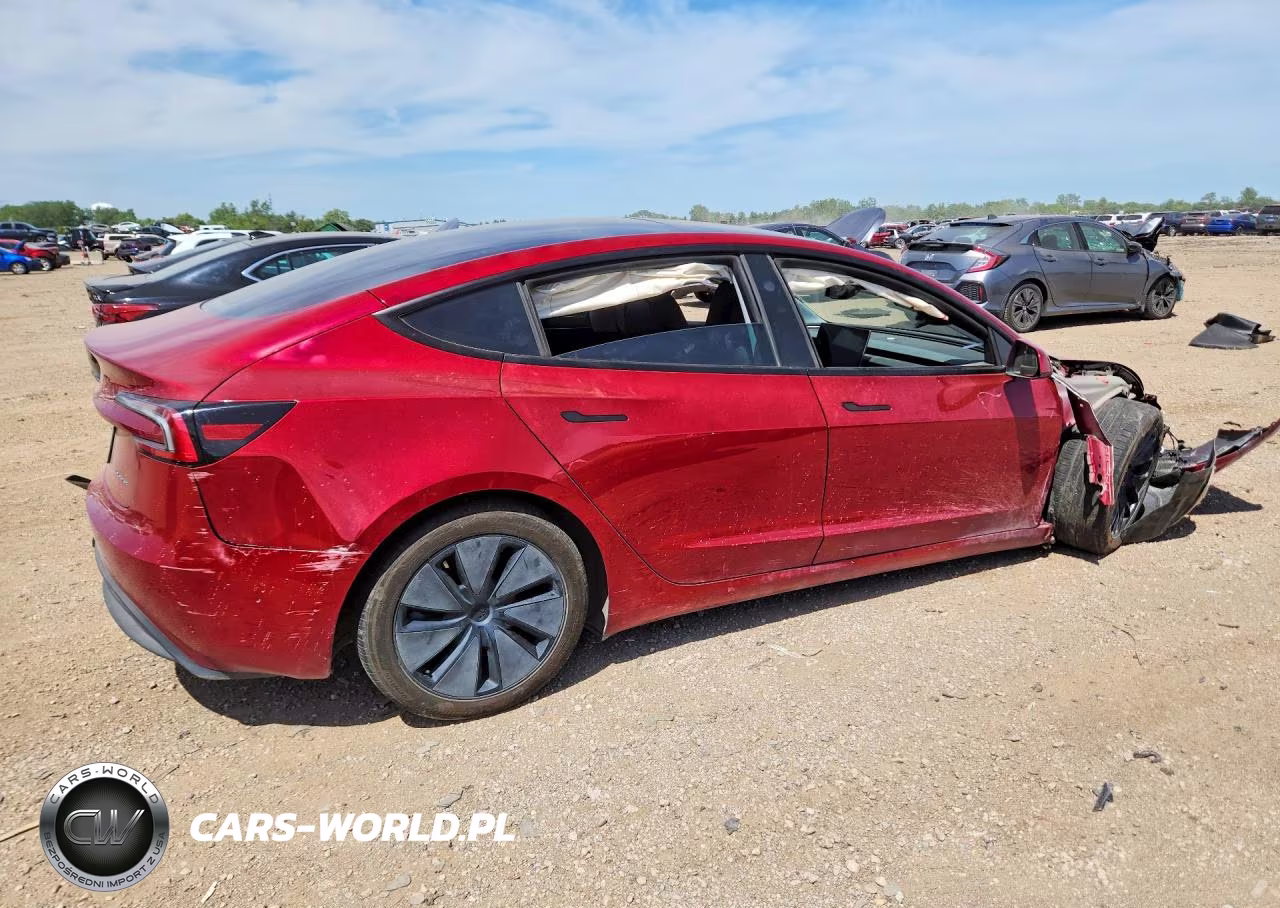 2025 Tesla Model 3 VIN:5YJ3E1EB3SF938187 - 3