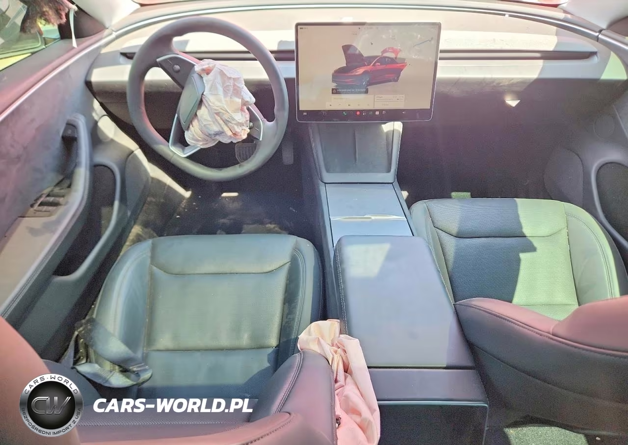 2025 Tesla Model 3 VIN:5YJ3E1EB3SF938187 - 8