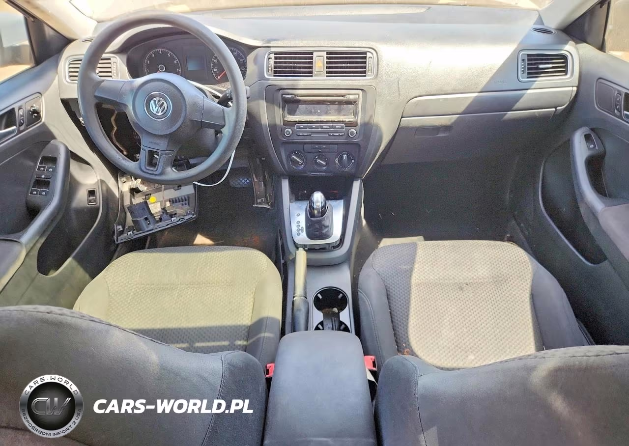 2012 Volkswagen Jetta Base VIN:3VW2K7AJ8CM352017 - 8