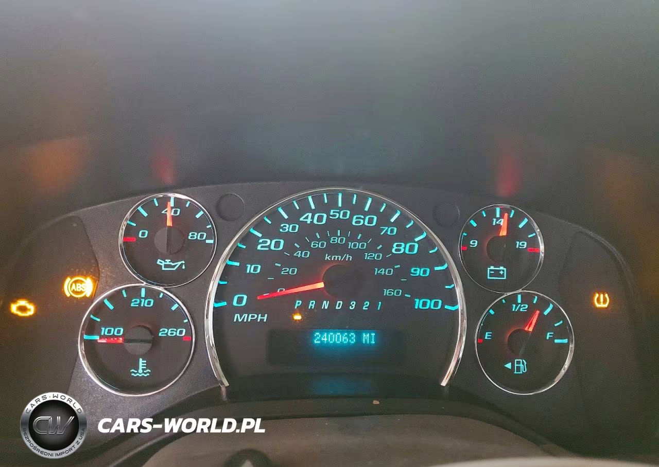 2008 Chevrolet Express G1500 VIN:1GCFH154381213146 - 9