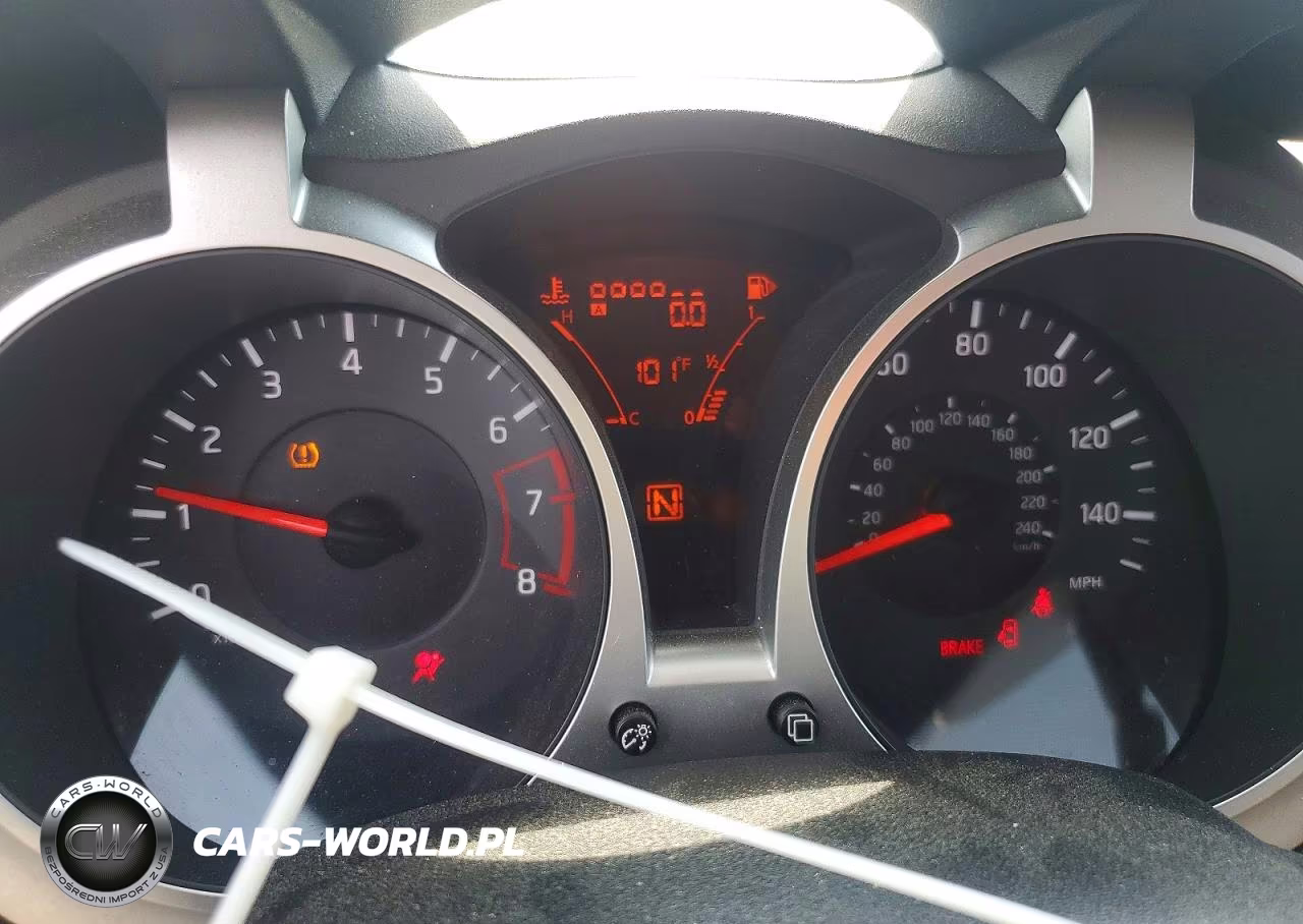 2012 Nissan Juke S VIN:JN8AF5MR9CT102221 - 9