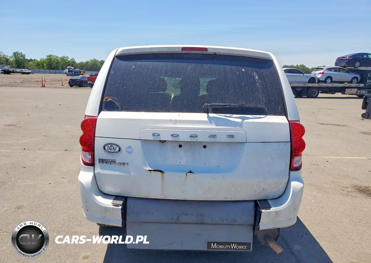 2017 Dodge Grand Caravan Se VIN:2C4RDGBG1HR679096 - 6