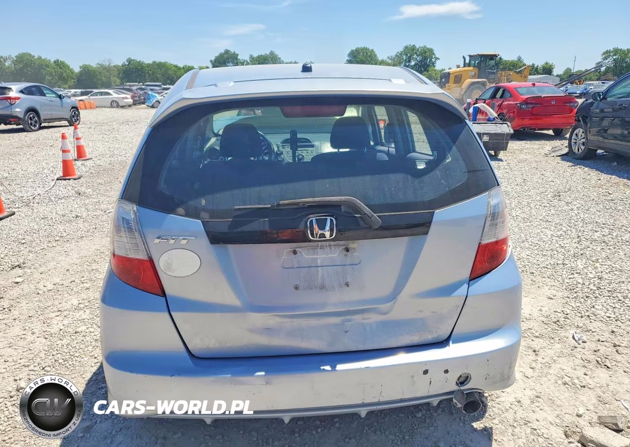 2010 Honda Fit Sport VIN:JHMGE8G47AC037486 - 6