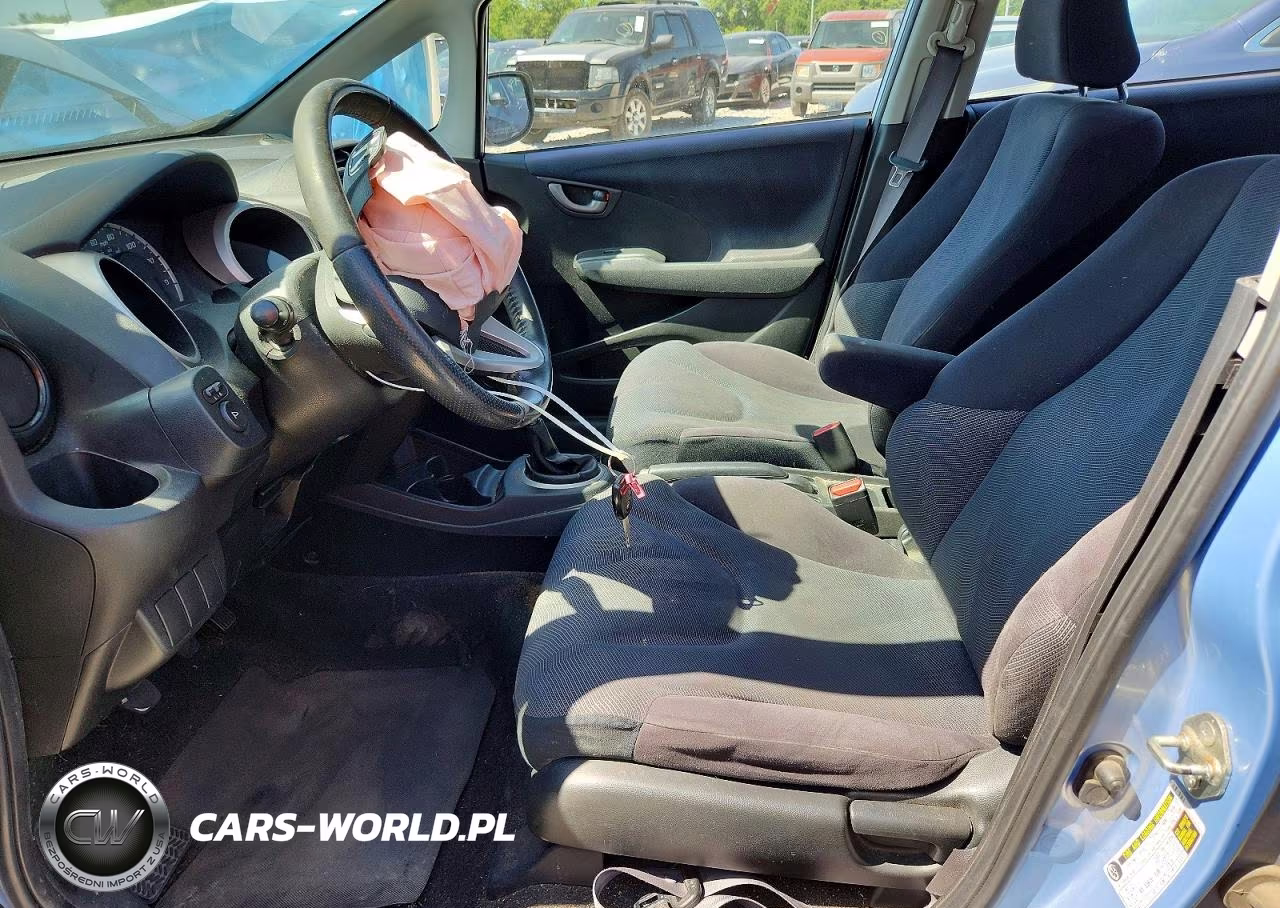 2010 Honda Fit Sport VIN:JHMGE8G47AC037486 - 7