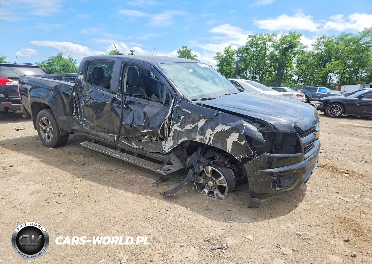 2015 Chevrolet Colorado Z71 VIN:1GCGTCE35F1157942 - 4