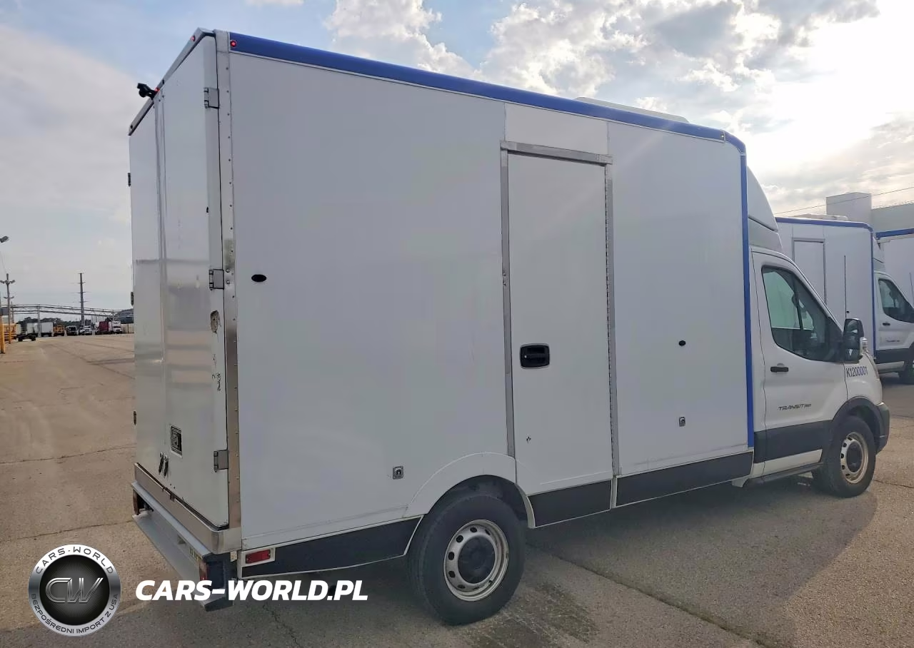 2020 Ford Transit Delivery Truck VIN:1FDBW5Z81LKA71130 - 3
