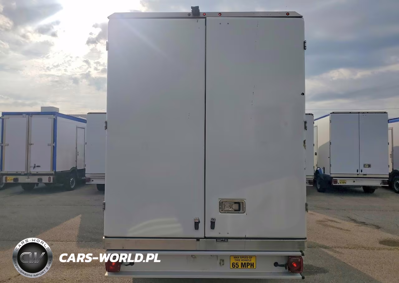 2020 Ford Transit Delivery Truck VIN:1FDBW5Z81LKA71130 - 6