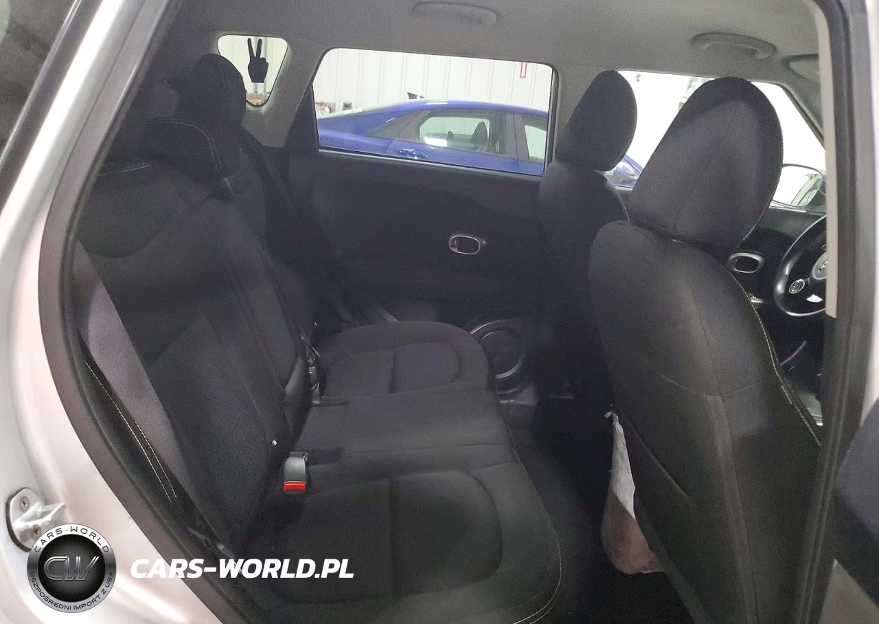 2016 Kia Soul + VIN:KNDJP3A57G7844971 - 10