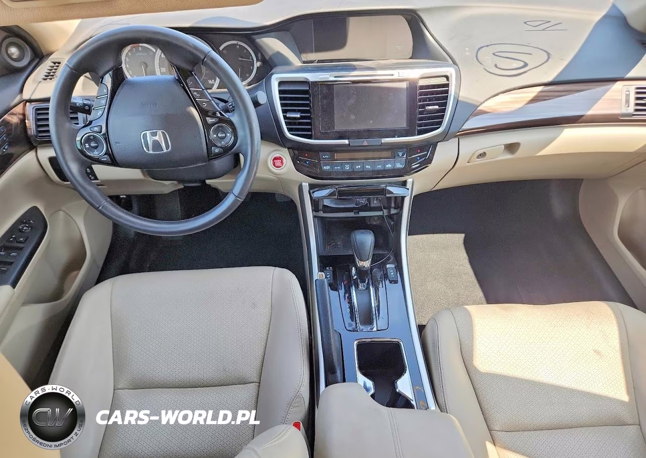 2017 Honda Accord Touring VIN:1HGCR3F97HA025558 - 8