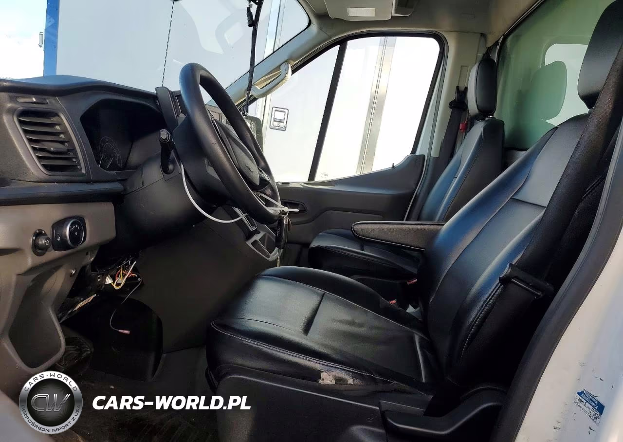 2020 Ford Transit Delivery Truck VIN:1FDBW5Z89LKA71134 - 7